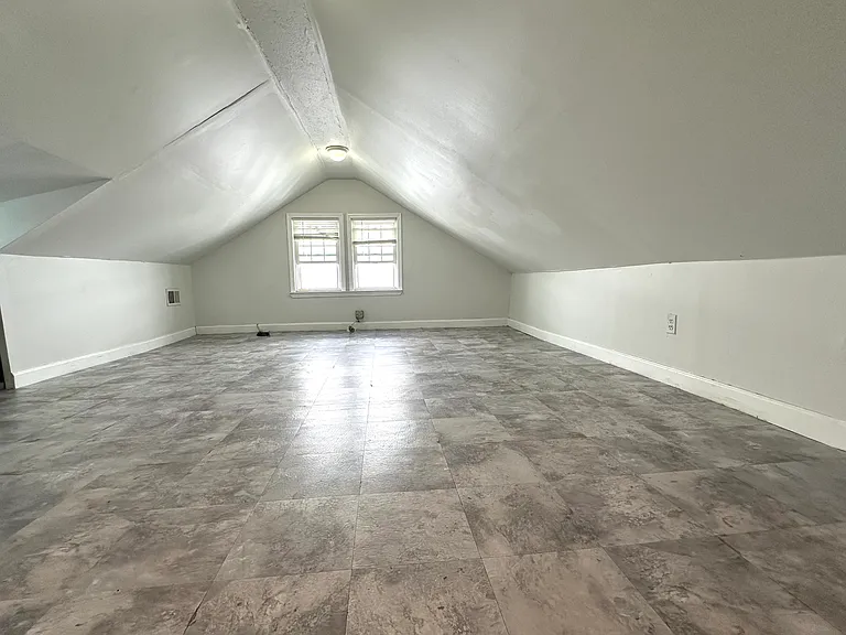 815 Violet Pl — Photo 23