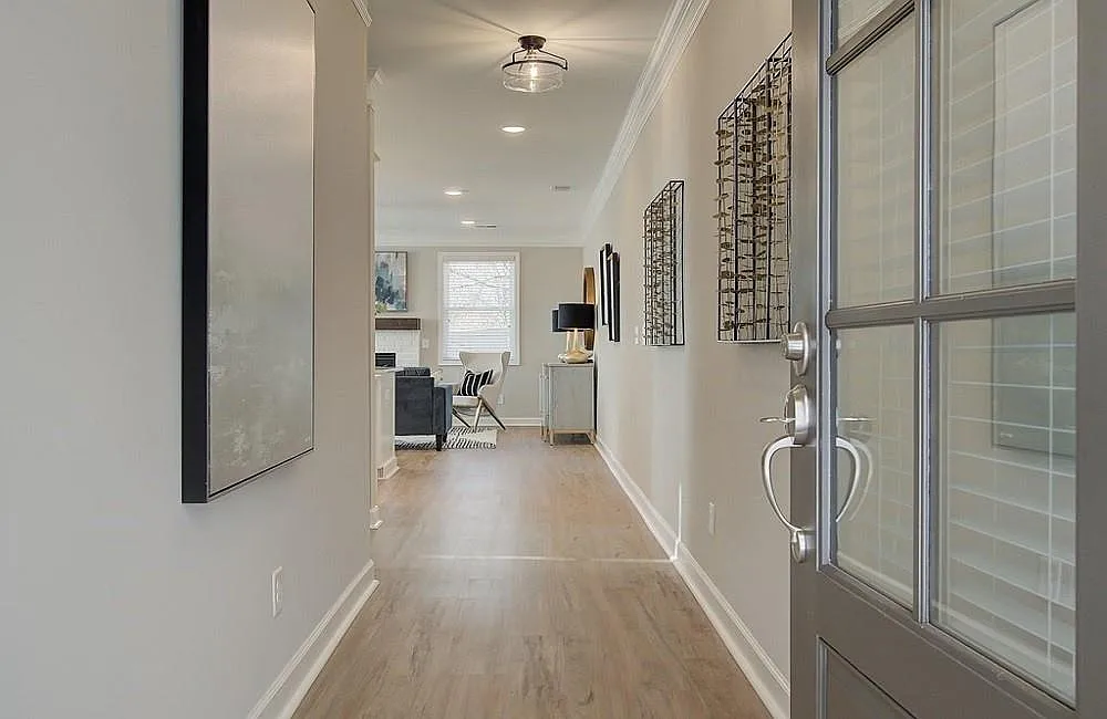 3 bed, 1884 sqft, $2,600 — Photo 4