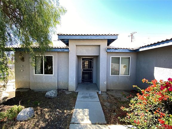 3rd image of 12845 Tourmaline Cir