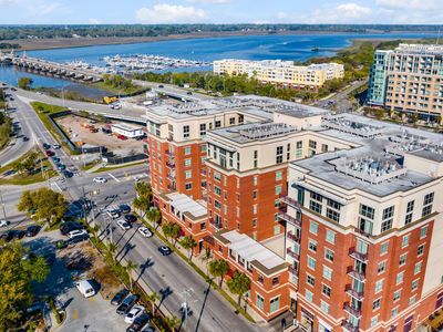 150 Bee St APT 507, Charleston, SC, 29401