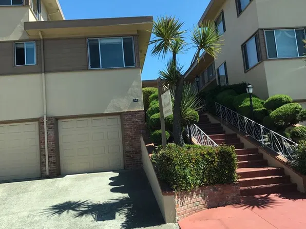 520 Grand Ave