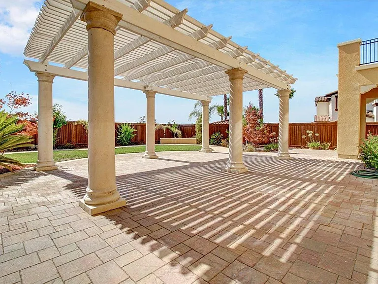 1852 Saddle Park Pl — Photo 84