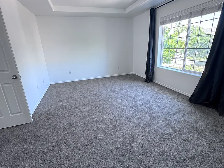 4046 Thoroughbred Ave SE — Photo 7