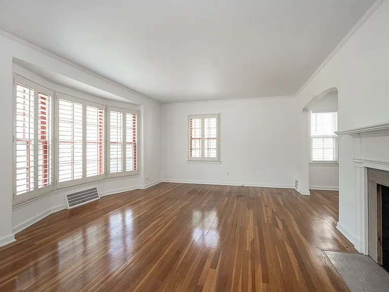3715 Avalon Rd — Photo 5