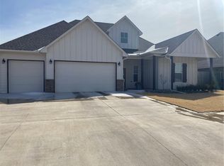 18104 NW Summer Grove Ave, Edmond, OK 73012