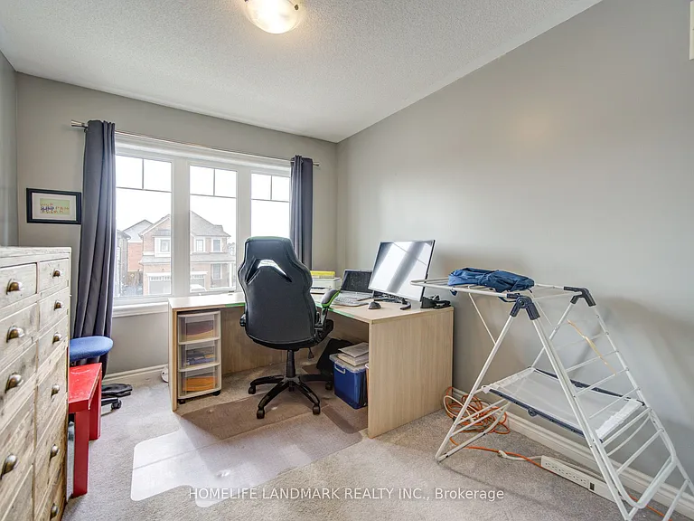 106 Barkerville Dr — Photo 19
