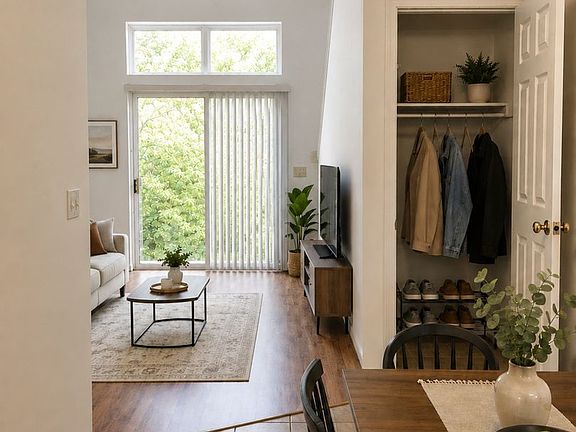 4th image of 1481 Carver St APT 105