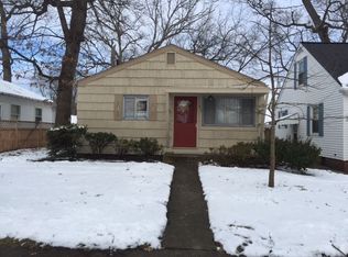 924 W Battell St, Mishawaka, IN 46545
