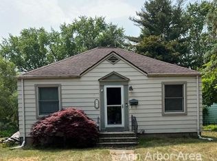 323 Garland St, Ypsilanti, MI 48198
