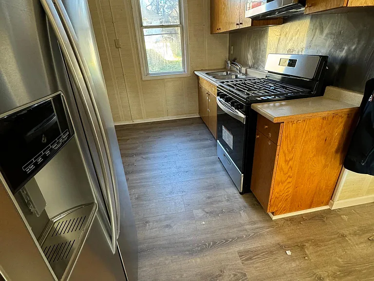 126 Patterson St — Photo 7
