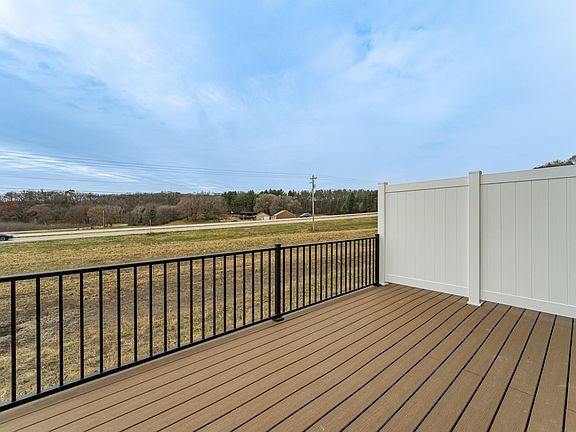 5th image of 1117 Century Village Ln NE
