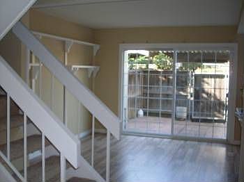 4th image of 4014 Oak Villa Cir