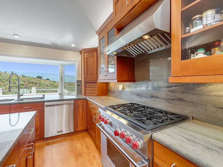 6-burner Wolf range and hood