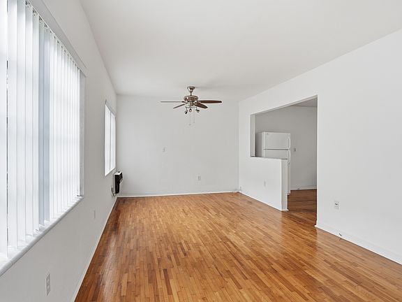 2nd image of 414 Malaga Ave APT 1
