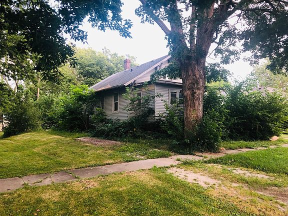 2nd image of 606 N William St