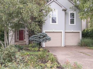 8703 Kings Lynn Ln, Louisville, KY