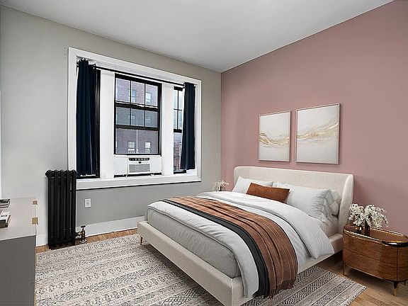 3rd image of 35 Clarkson Ave APT 2B