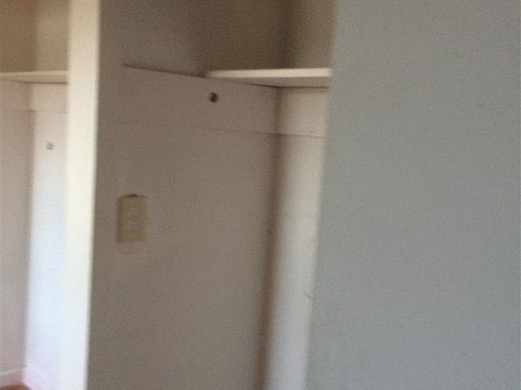 5th image of 1017 Franklin St