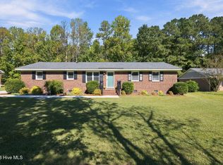 2212 Foxhorn Road, Trent Woods, NC 28562