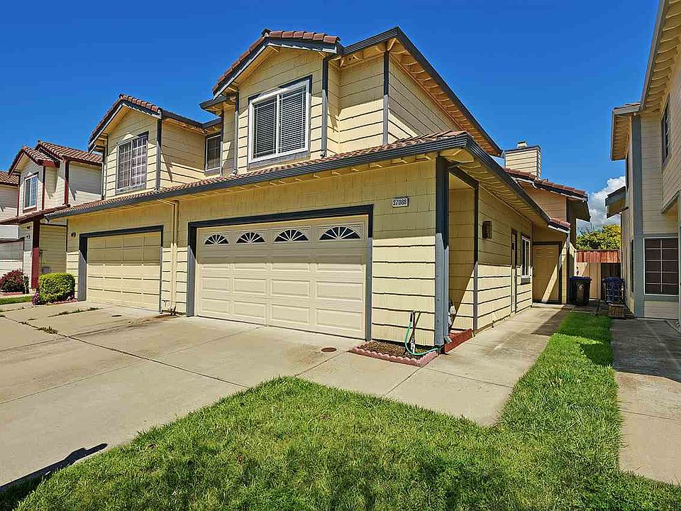 2nd image of 37088 Saint Edwards St