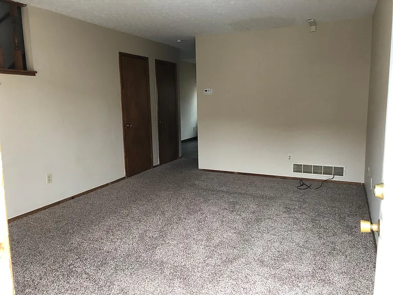 5323 Shiloh Dr — Photo 2