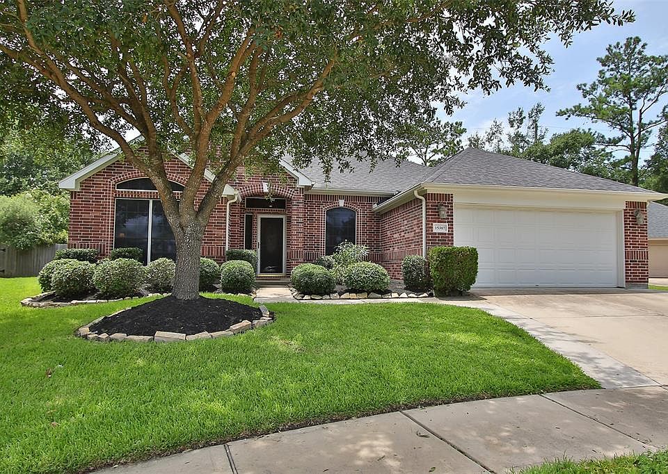 1st image of 15307 Cypressedge Ct