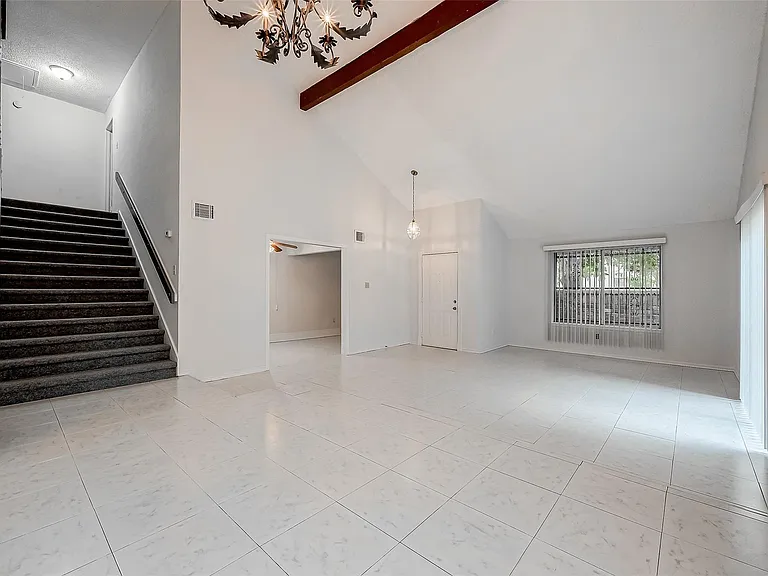 2915 Windchase Blvd — Photo 8