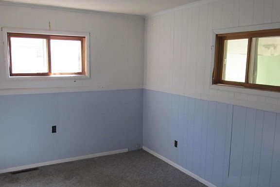 5th image of 516 E Linden St
