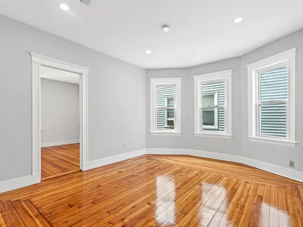79 Pleasant St, Boston, MA