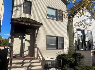 2947 N Racine Ave #1, Chicago, IL 60657