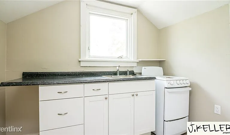 2455 S Main St — Photo 47