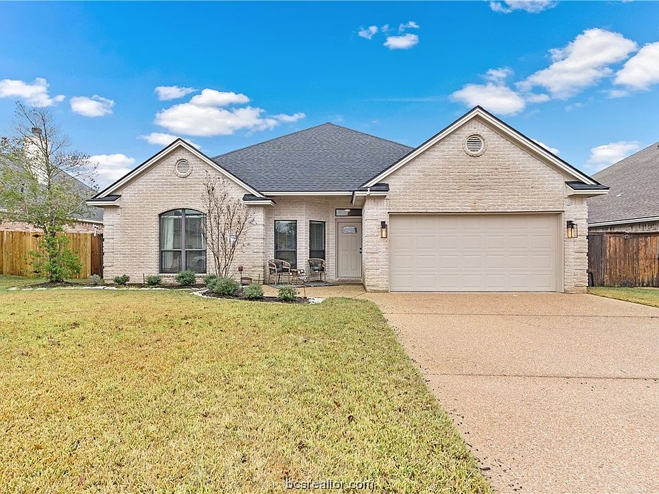 1st image of 912 Delrey Dr