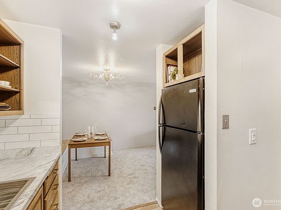 5th image of 3501 SW Holden Street #303