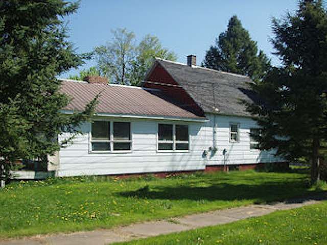 2nd image of 584 6th Ave S