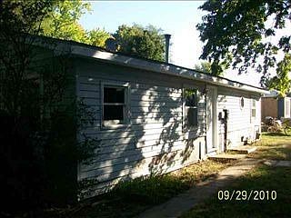 2nd image of 113 E Bosman Ave