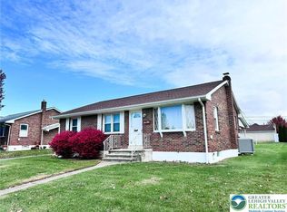 127 S 7th St, Coplay, PA 18037