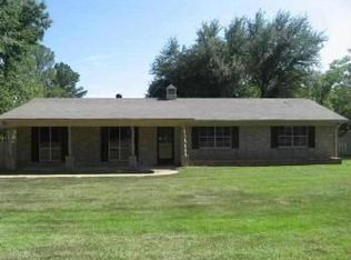 3611 Cooper Ln, Texarkana, TX 75503