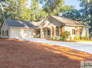4 Tamarind Ln, Savannah, GA 31411