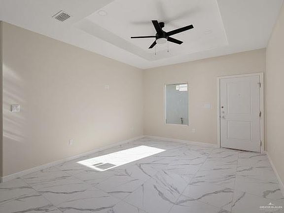 2nd image of 611 Mountain Rd #5B