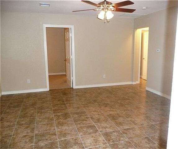 2nd image of 1001 Dyche Ln