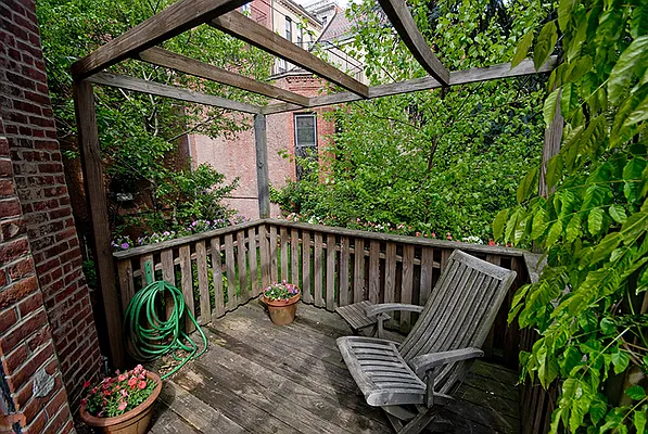 Sold by Brown Harris Stevens | media 28