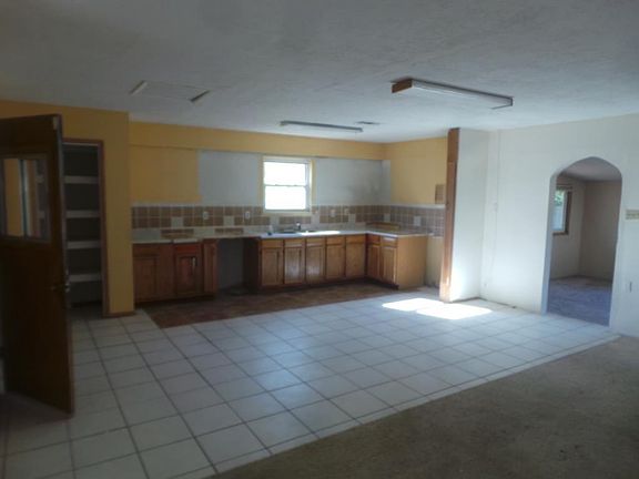 3rd image of 1130 Galvez Ct SE