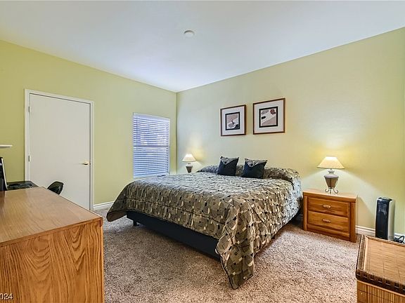 4th image of 8250 N Grand Canyon Dr Unit 1015