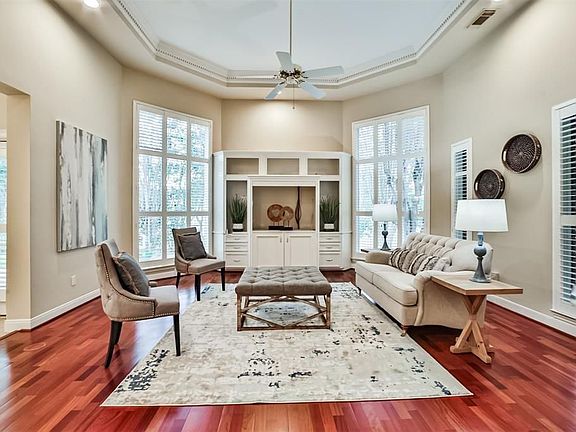 4th image of 16 Kelliwood Courts Cir