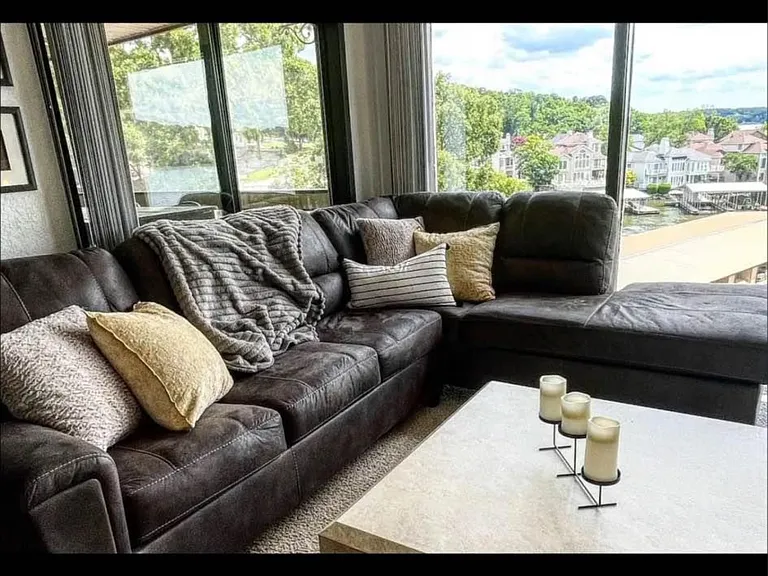 2500 Bay Point Ln #525 — Photo 2