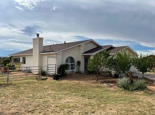 58 Turner Dr, Los Lunas, NM 87031