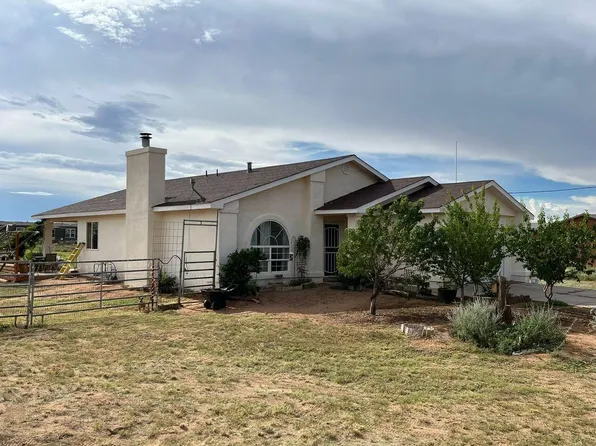 58 Turner Dr, Los Lunas, NM 87031