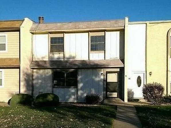 180 Gamble Ln, Pueblo, CO 81001