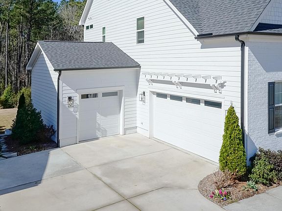 3rd image of 441 Bertram Valley Rd