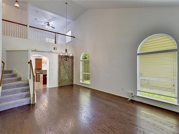 4th image of 1631 Rockland Dr #330